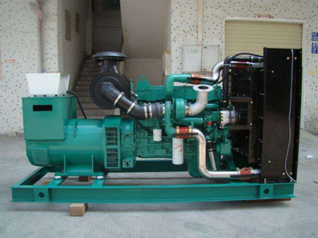 尼木1100kw康明斯柴油发电机组图片 尼木1100kw康明斯柴油发电机组图片